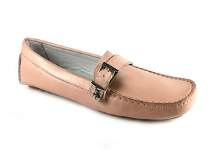 Preidt Rebecca Pink